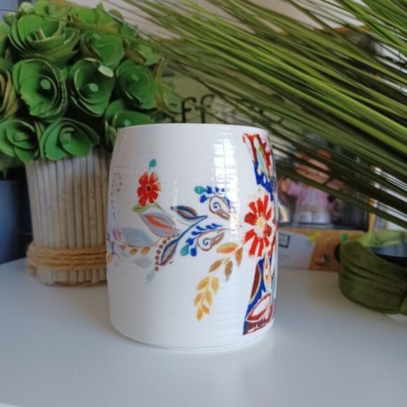 Anthropologie Petal Palette Monogram Mug "E" | 14 oz Stoneware - Picture 6 of 7